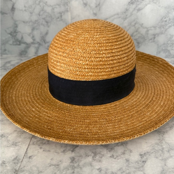 Banana Republic Vintage Straw Hat with Navy Ribbon Bow Round Top sz M/L - Picture 2 of 6